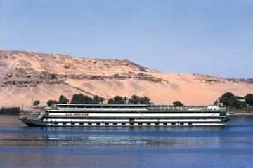 Nile Ritz Nile Cruise — Reception